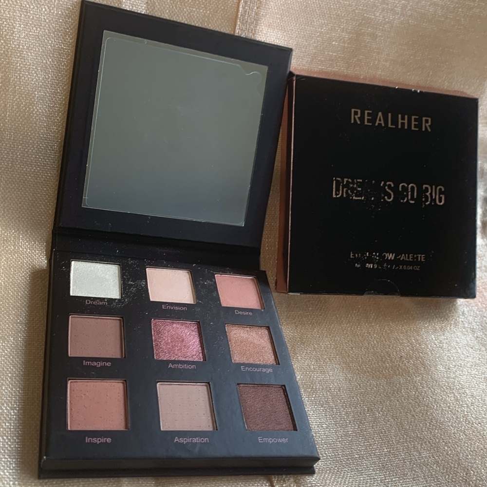 REALHER Dreams So Big Eyeshadow Palette